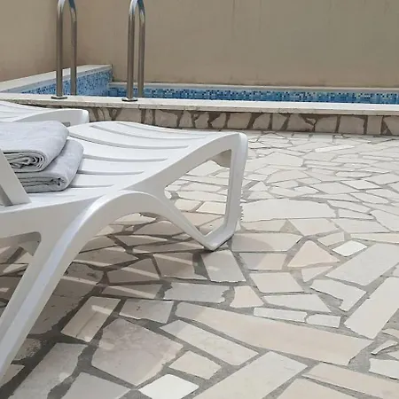 Traumferienwohnung Mit Privatem Pool & Gemuetlicher Grillecke Am Meer, Kroatien, Istrien, Bei Medulin - Fuer Paare Apartament *