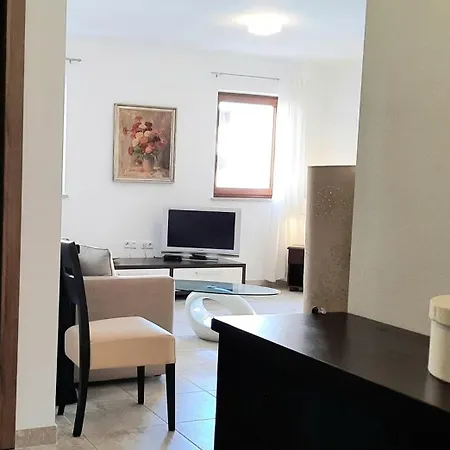 Traumferienwohnung Mit Privatem Pool & Gemuetlicher Grillecke Am Meer, Kroatien, Istrien, Bei Medulin - Fuer Paare Ližnjan