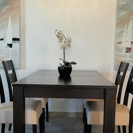 Apartamento Mit Pool Und Gemütlicher Grillecke Ližnjan